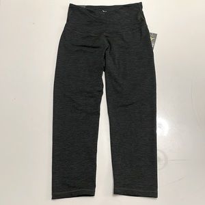 Brand new yoga pants